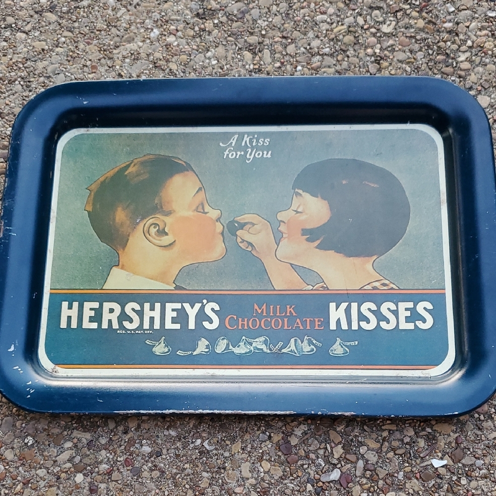 Hershey's Milk Chocolate Kisses Vintage Metal Decorative Serving Tray 1970s Kiss